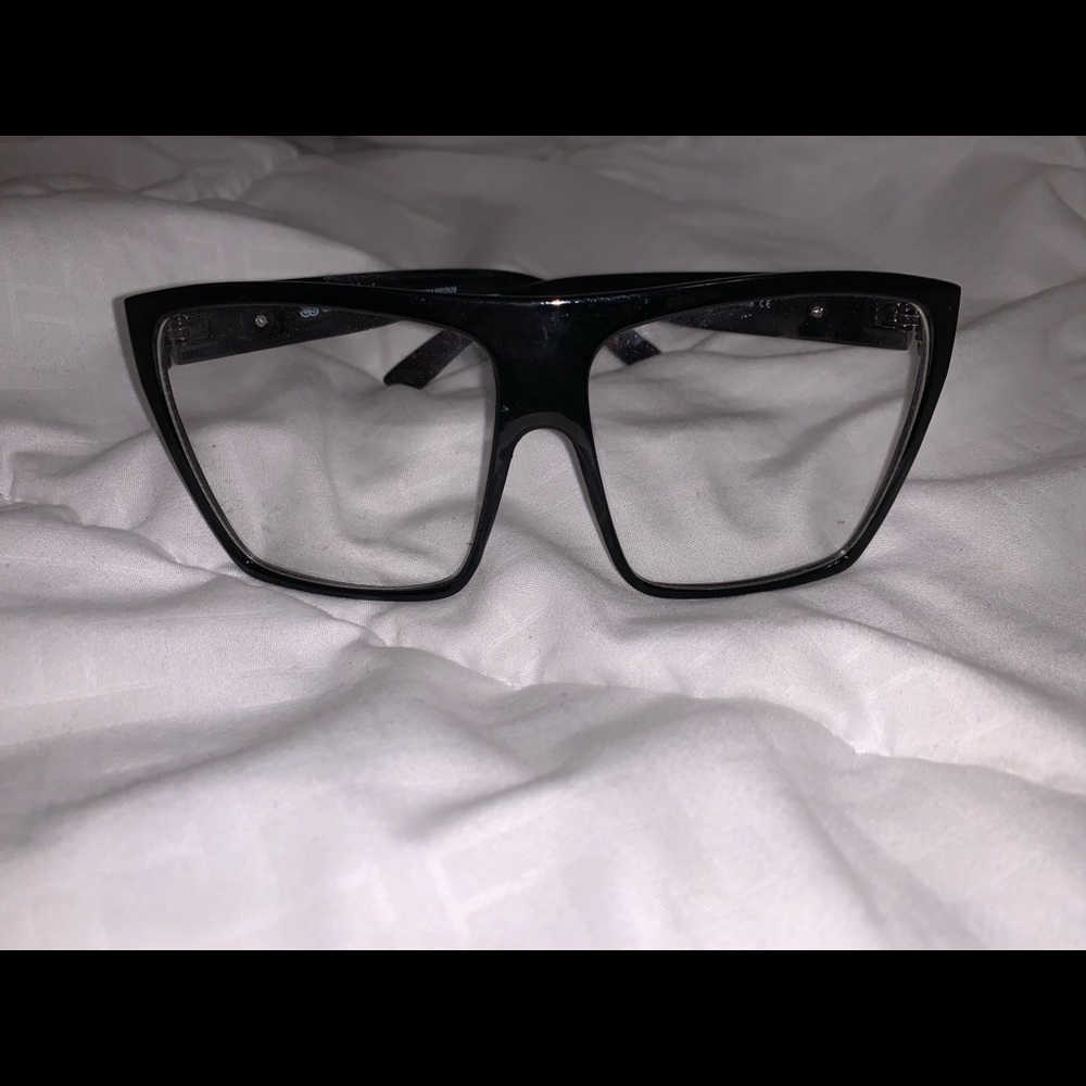 Black glasses